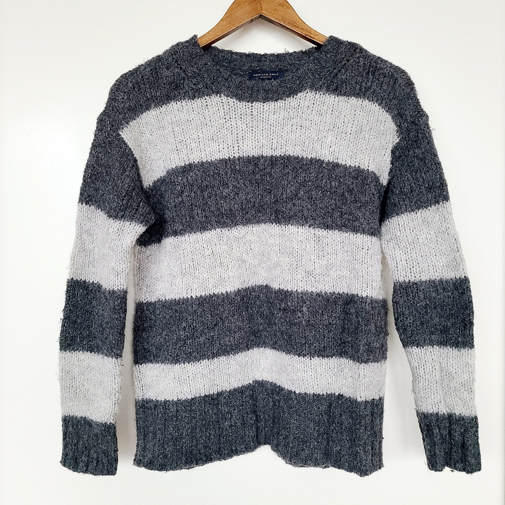 American Eagle Grey Striped Sweater XS